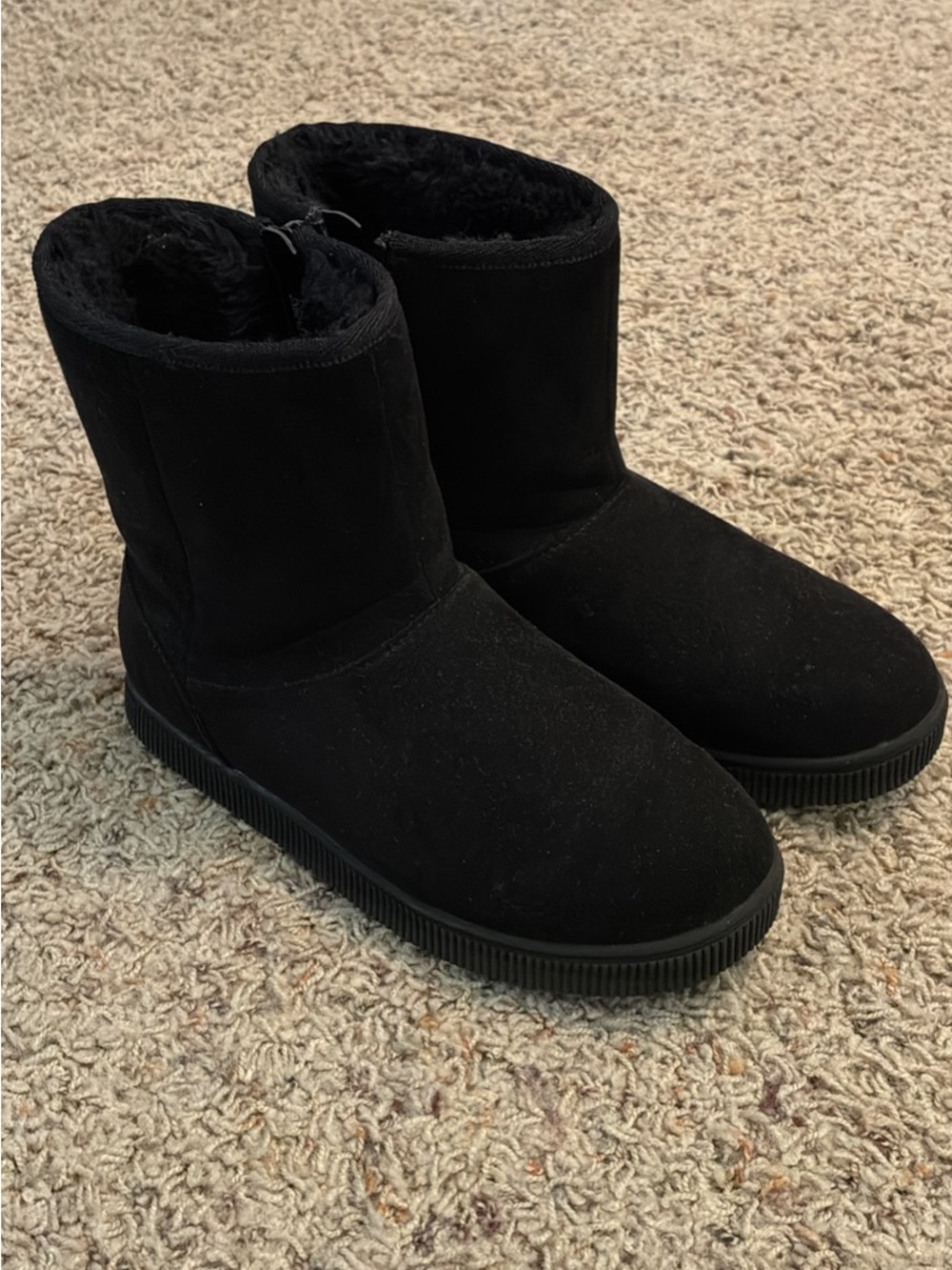 Girl’s Cat & Jack Black Suede Winter Ankle Boots